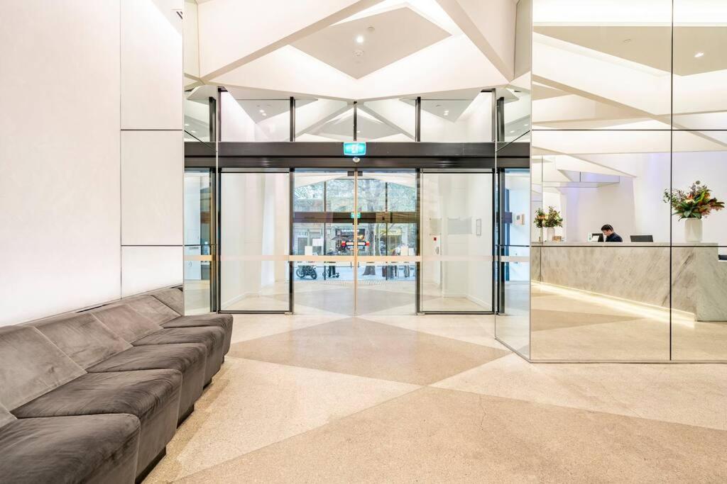 Luxury Apartment In Melbourne Exterior photo