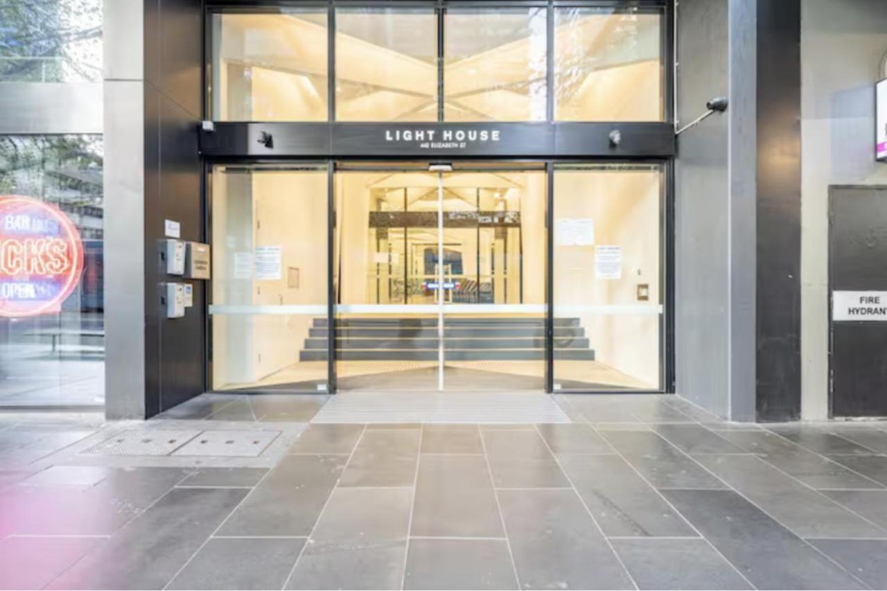 Luxury Apartment In Melbourne Exterior photo